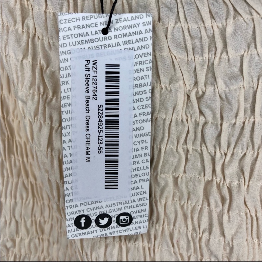 Boohoo Puff Sleeve Beach Dress — NWT - Picture 6 of 7